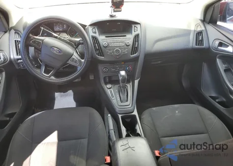 2016 Ford Focus Se z USA, uszkodzony, nr VIN 1FADP3F20GL201354